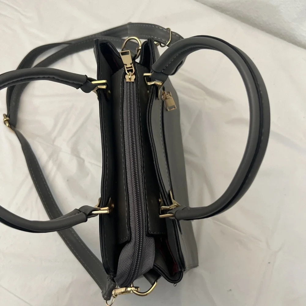 Danbaoly Handbag Shoulder Crossbody Gray Purse 9.5‎ X 7 X 4 Faux Leather Hearts